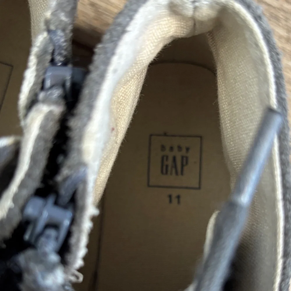 Gap Baby Gray Suede High-Top Side Zipper Sneakers sz 11